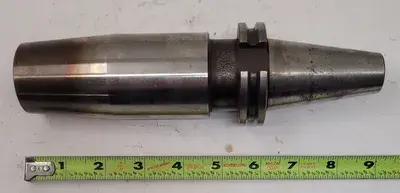USED KENNAMETAL CV40TT100600