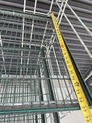 VINYL PROTECTED WIRE CART WITH INSULATED SHELVING ON WHEELS