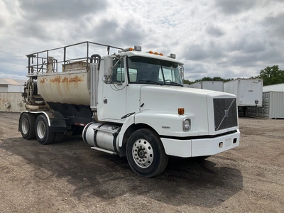 Used 1997 VOLVO WG64T Water Trucks Michigan US | Miedema Asset Management Group #1304692