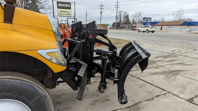 USED 2005 INTERNATIONAL WORKSTAR 7400