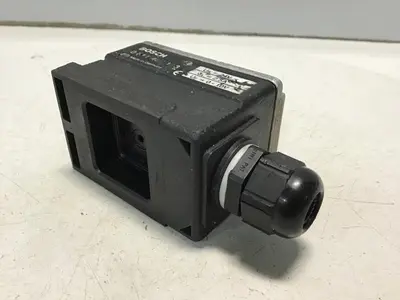USED BOSCH 0 811 405 143