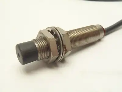 Used Allen-Bradley 872C-D4NP12-E2 Proximity Sensors Michigan US | Maverick Industrial Sales #1398687