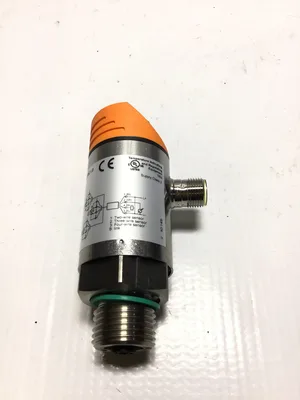 IFM Efector TR2432 Temperature Sensor Transmitter