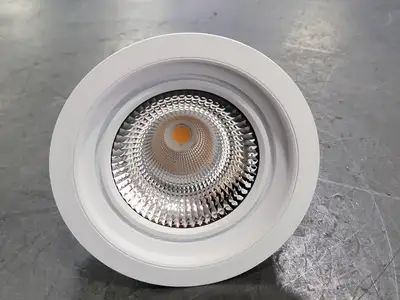 NEW LUMINII AR3D-FL-A90-645-35-10-00-01-01