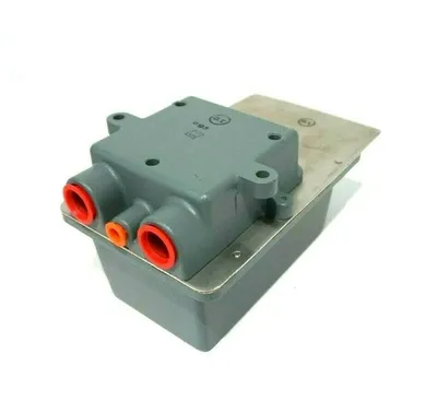 NEW MOORE PRODUCTS 781P6 TRANSDUCER 15007-2/100B