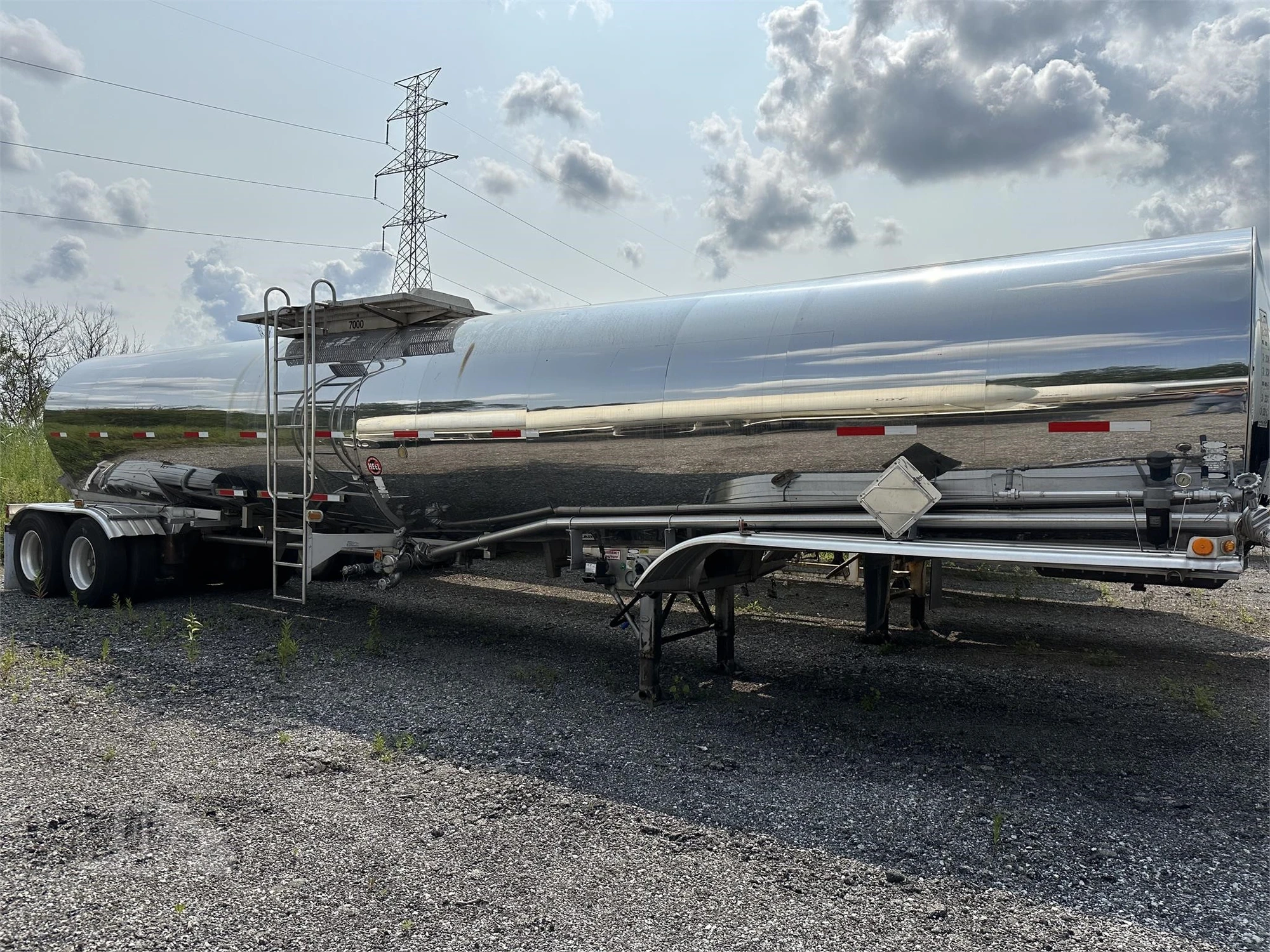 Used 2005 POLAR _UNKNOWN_ Tanker Trailers Indiana US | Lakeshore Equipment Sales #1546606