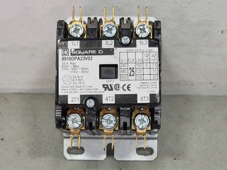 Used SQUARE D 8910DPA23V02 Switchgears British Columbia CA | Lenmark #241120