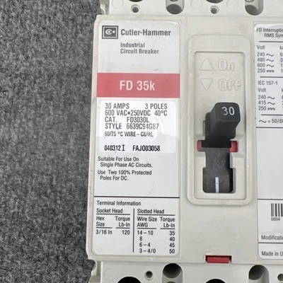 Used Cutler-Hammer FD3030L Circuit Breakers California US | Davliegogo LLC #1706071