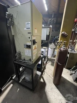 USED 2023 MILLER PERFORMARC PA2200SS-70"