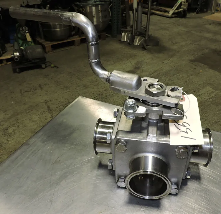 Used THREE WAY SANI  BALL  VALVE 3 WAY BALL VALVE Valves/Fittings New Jersey US | Champion Trading Corporation #424749