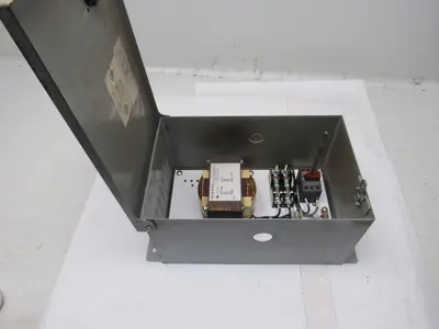 Daykin LTFS-09 U Electric Transformer Disconnect 250 VA PRI: 480V SEC: 120V