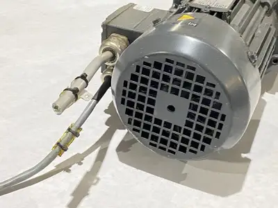Used Siemens SIMOGEAR Geared Motor Gearmotors Michigan US | Maverick Industrial Sales #1389674