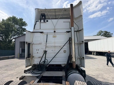 Used 2009 VOLVO VNL Conventional trucks Indiana US | Miedema Asset Management Group #1414615