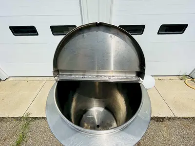 Martin Petersen Co. 33 Gallon Stainless Steel Jacketed Mix Tank