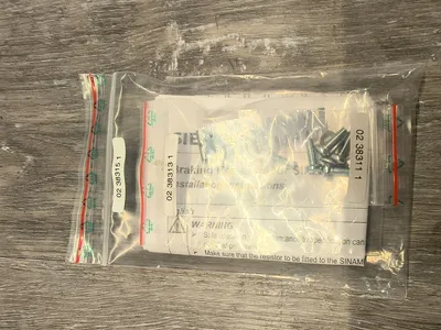 SIEMENS 6SL3201-0BE21-8AA0 Brake Resistor | ESS Industrial Equipment Sales (8)