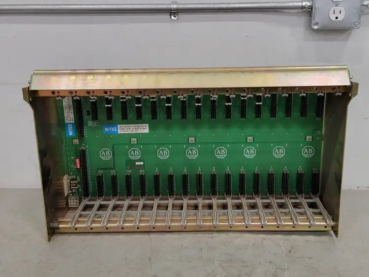 Used ALLEN BRADLEY 960152-01/B01 Misc Electrical & Power Parts British Columbia CA | Lenmark #253879