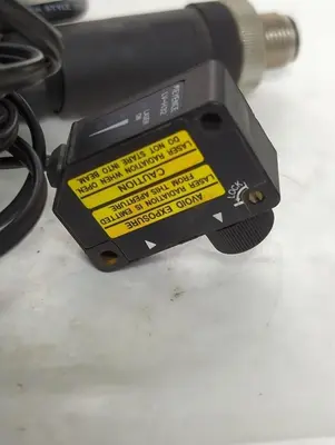 Used KEYENCE LV-21AP LV-H32 Industrial Controls Ohio US | Surplus Asset Holdings #1363873