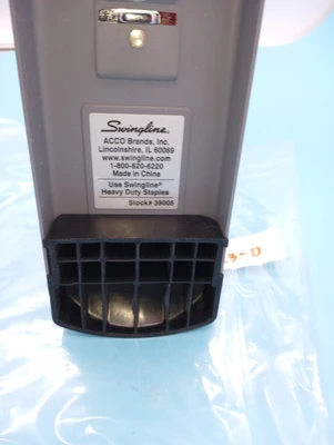 USED Swingline 39005
