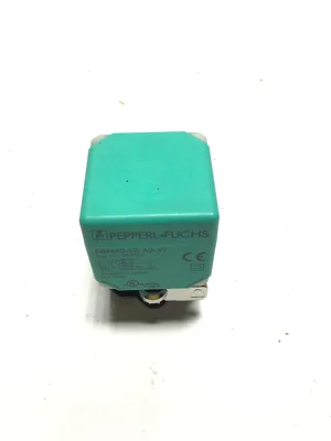 Pepperl+Fuchs 120992 Inductive Proximity Sensor 200mA