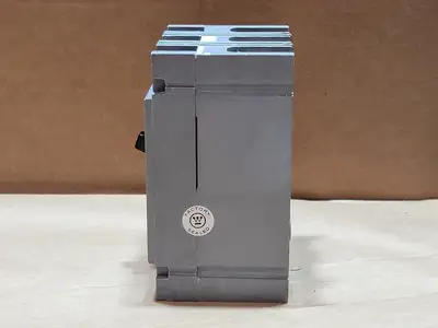 Used WESTINGHOUSE HFB3060 Switchgears British Columbia CA | Lenmark #835592
