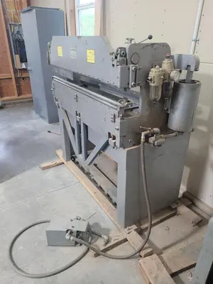 1973 FOREMOST BANTAM B412 Brake Presses | MD Equipment Services LLC (2)