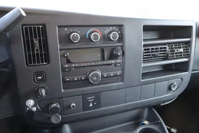 2013 CHEVROLET 4500 BOX TRUCK | Levy Recovery Group (38)