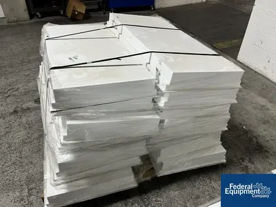 N/A Skid of Floresent Light Units