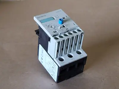 USED SIEMENS 3RB2026-2QB0
