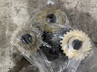 DAHLSTOM MODEL 500 ROLLFORMER HEADS / GEAR BOXES, FOR 2.5" SPINDLES: STOCK #23425