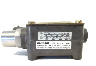 NEW BARKSDALE 9048-2 PRESSURE SWITCH 90482