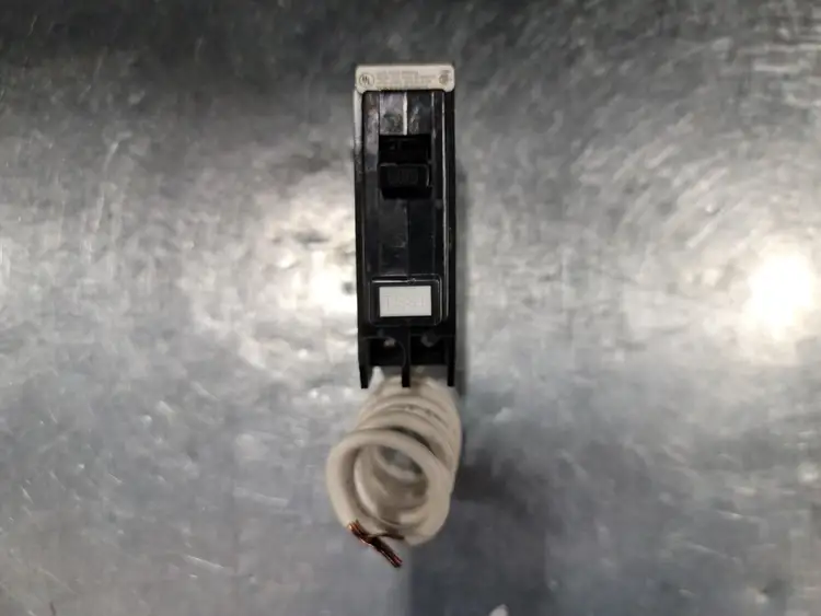 Used WESTINGHOUSE GFCBB115 Switchgears British Columbia CA | Lenmark #243814