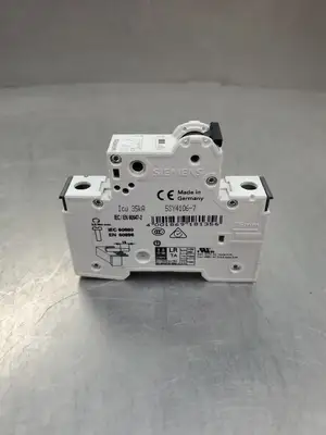USED Siemens 5SY41 MCB C6 CIRCUIT BREAKER, 1 POLE, 6A (5DY4106-7)
