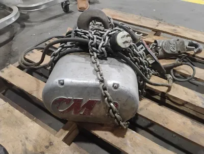 CM HOIST R Chain Hoists | ESS Industrial Equipment Sales (3)