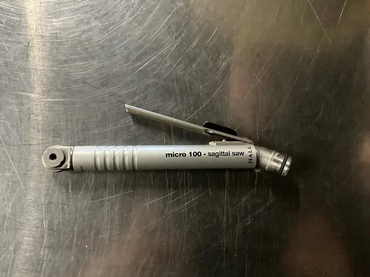 Used Hall Hall Micro 100 Sagittal Saw 5053-11 Endoscopy Texas US | PT Medical Technologies #1458407