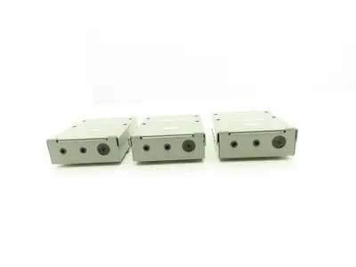 Siemens Dematic F002700070AG Photoeye Switch 42SML-7110  42SMR-7110  Lot of 3