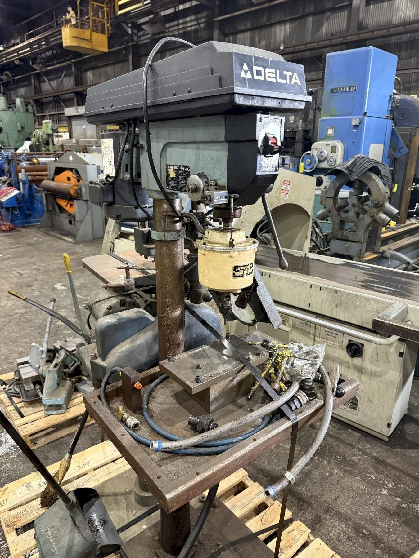 16" DELTA MODEL #17-900 SINGLE SPINDLE DRILL WITH TAPPING HEAD: STOCK #23263