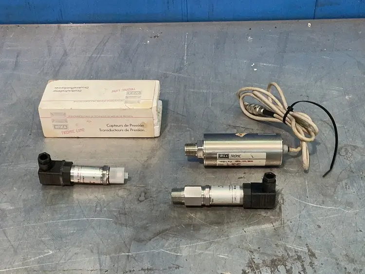 Used WIKA _UNKNOWN_ Pressure Transmitters Ohio US | HGR 24 #1263345