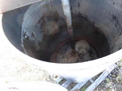 264 Gallon 304 Stainless Vertical Tank