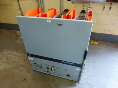 GE Powervac Switchgear w/ VB1 13.8-1000-3, 15KV, 1200A Breaker