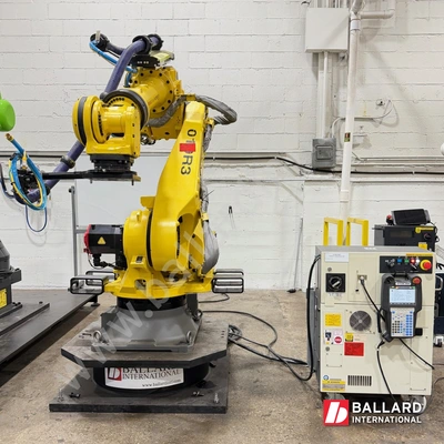 FANUC R-2000iC/210F Robot w/ R30iB Plus – NEW! NEVER PUT INTO PRODUCTION