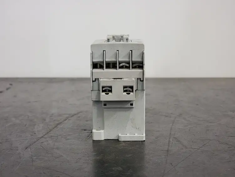 Used ALLEN-BRADLEY 700-CF400 Misc Electrical & Power Parts British Columbia CA | Lenmark #247004