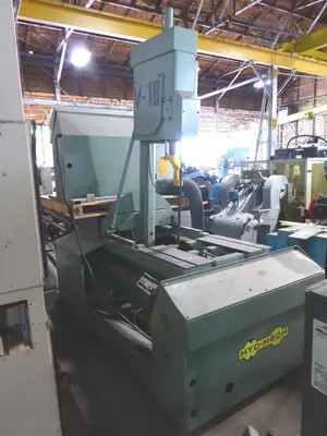 USED 1998 HYD-MECH V-18
