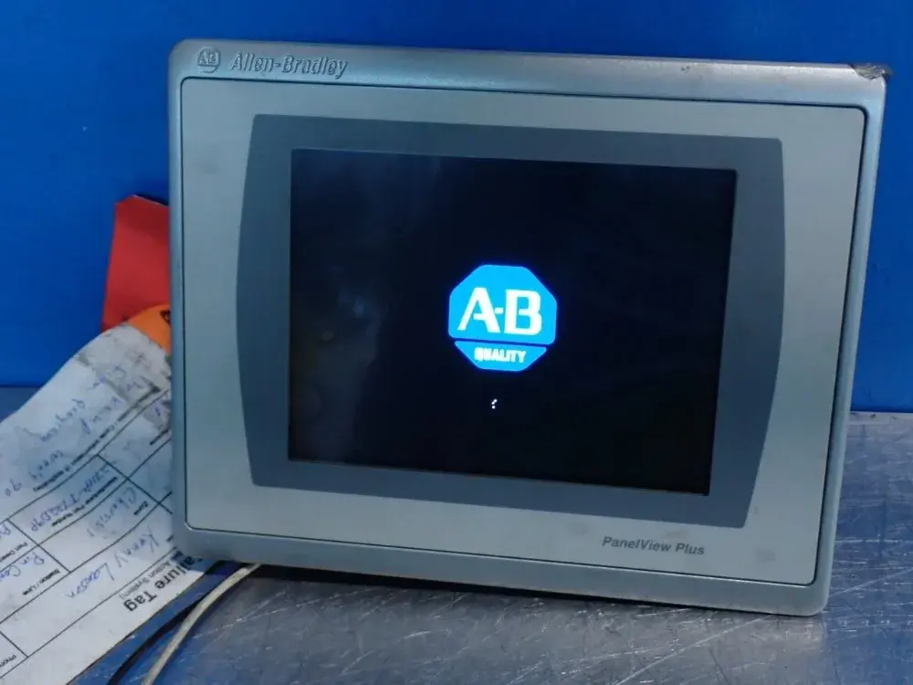 USED ALLEN BRADLEY 2711PT7C22D9P