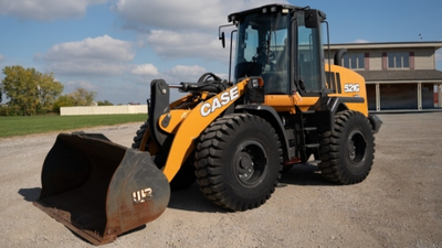 USED 2023 Case 521G