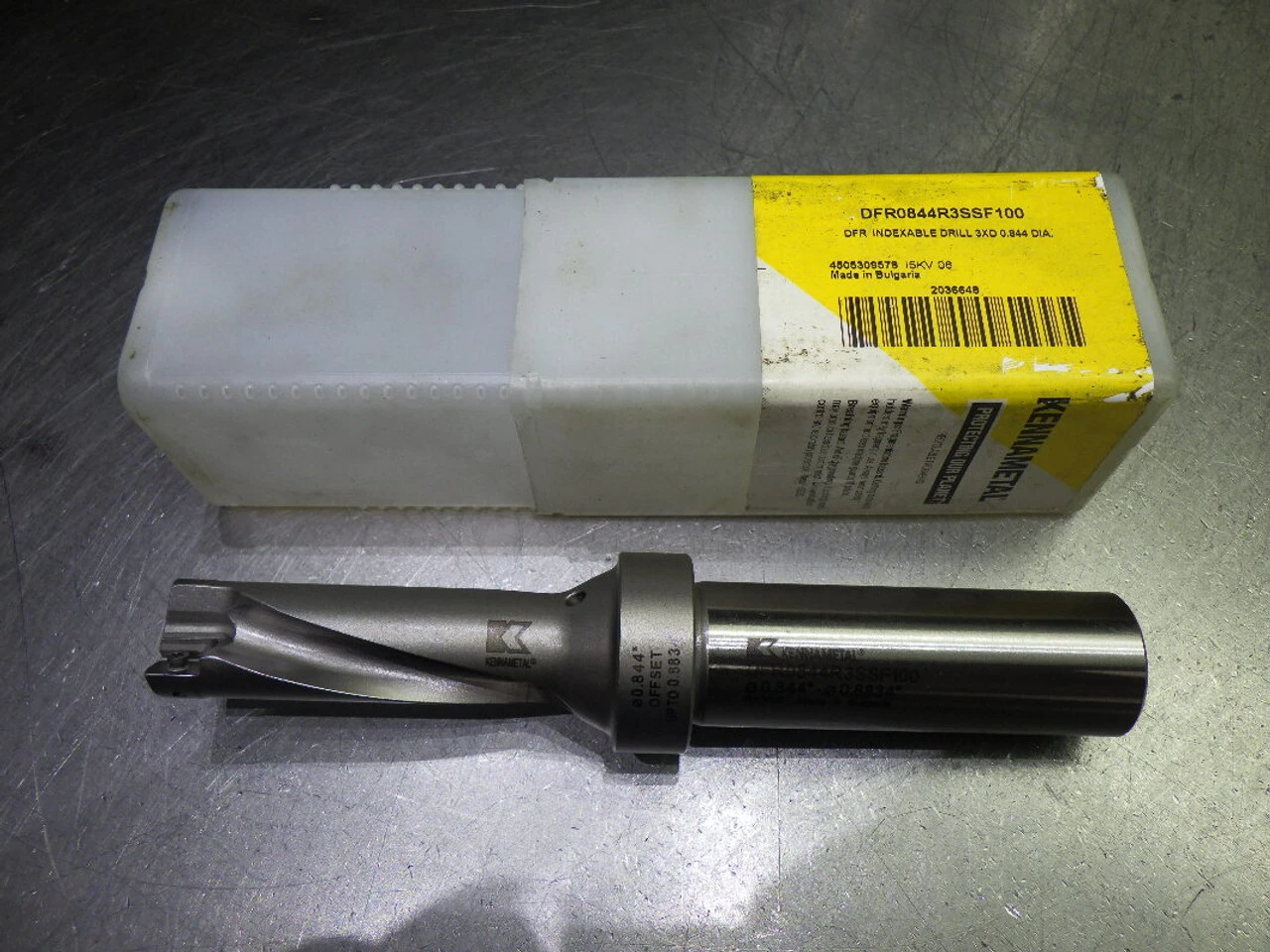 Kennametal .844" Coolant Thru Drill 1" Shank DFR0844R3SSF100 (LOC1347B)