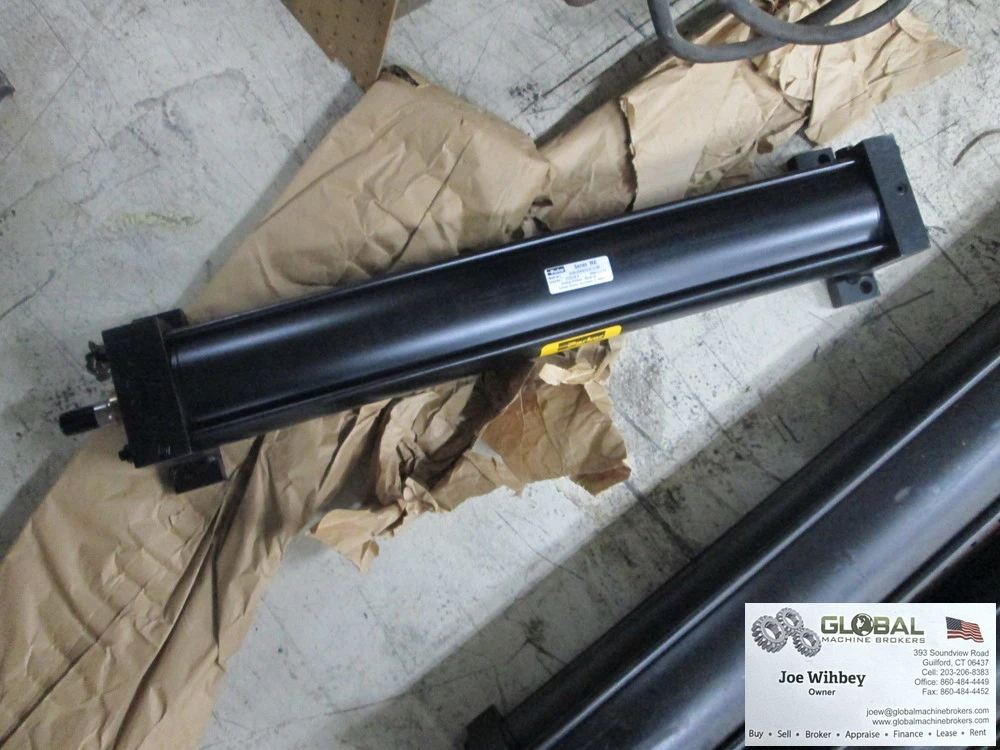 Parker Series MA Model 04.00 CCMAUVS14C 24.000 200 Psi Hydraulic Cylinder