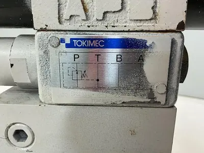 USED TOKIMEC DG4VS-3-OC-M-P7-H-7-P12-52