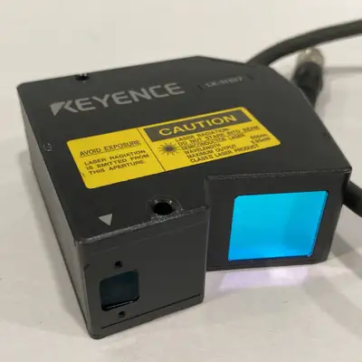 USED KEYENCE LASER DISPLACEMENT SENSOR HEAD WIDE TYPE