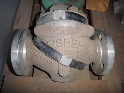 Fisher 1.5" 150 Class, 316 Stainless Threaded Control Valve