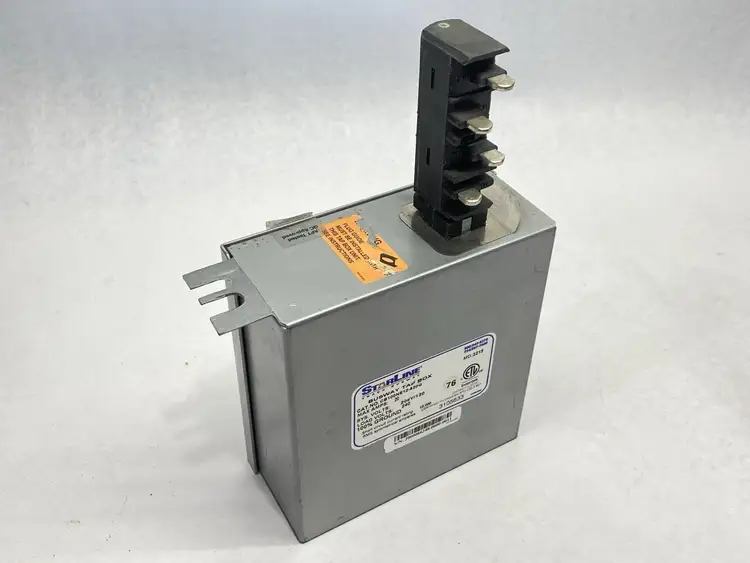 Used StarLine Busway Tap Box 20A 240V Electrical Panels Michigan US | Maverick Industrial Sales #1401504